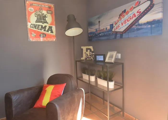 فيلة Far-island *