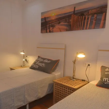 Far-island Villa *